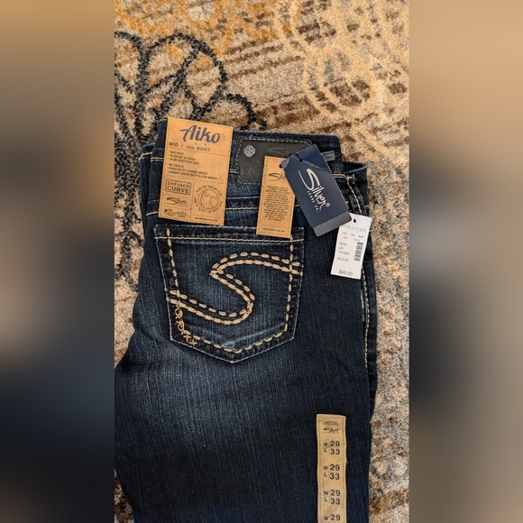 Silver Suki Jeans - Picture 4 of 8